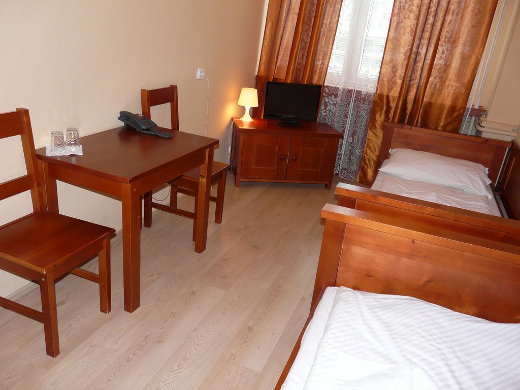 Zlín Hotel Ondras الغرفة الصورة