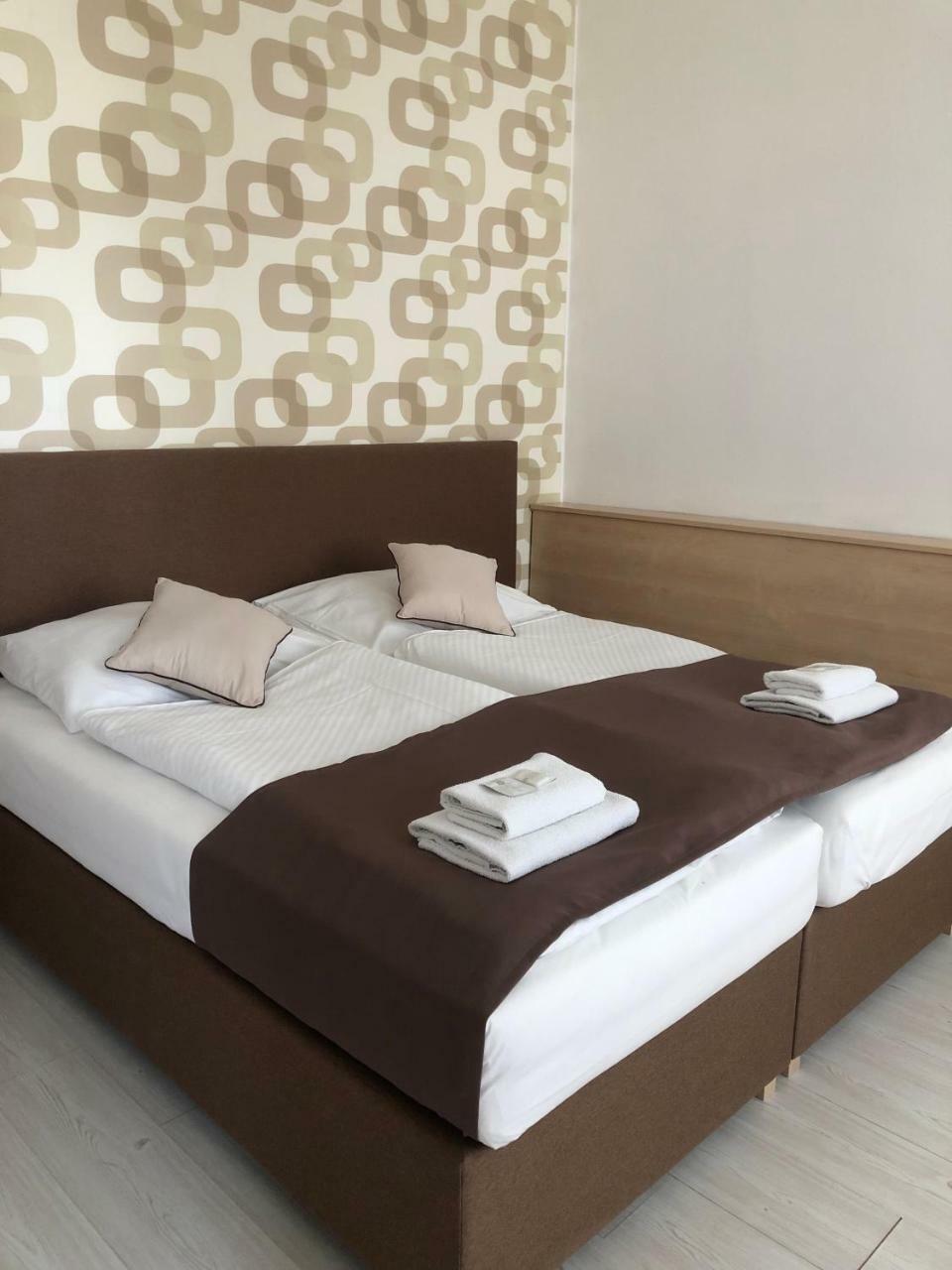 Zlín Hotel Ondras المظهر الخارجي الصورة