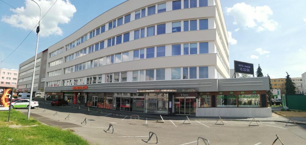 Zlín Hotel Ondras المظهر الخارجي الصورة